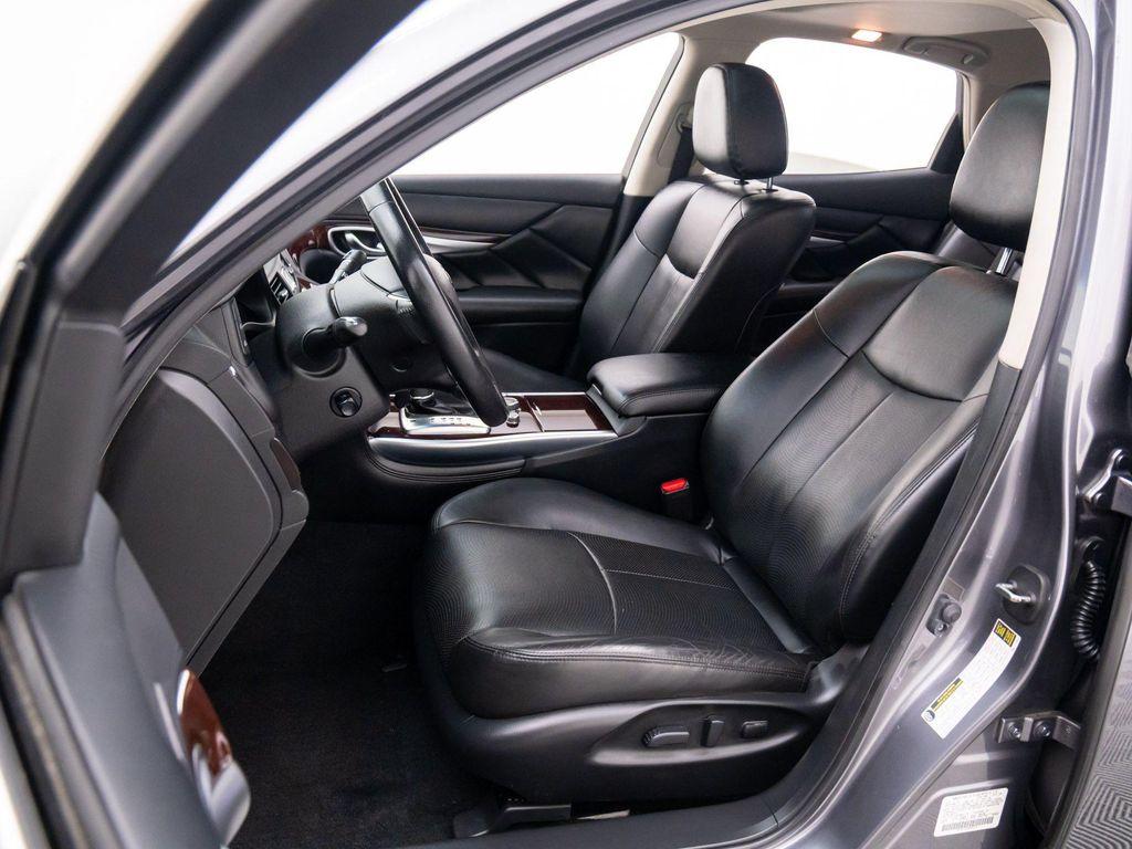 used 2015 INFINITI Q70 car, priced at $14,900