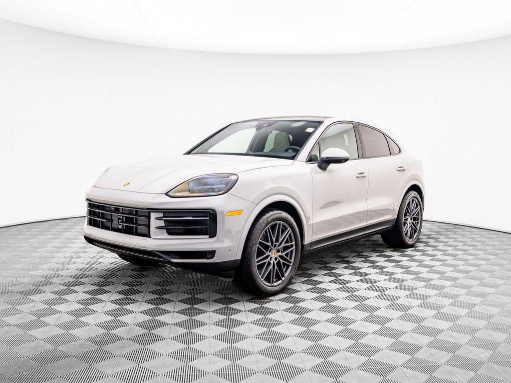 new 2025 Porsche Cayenne car