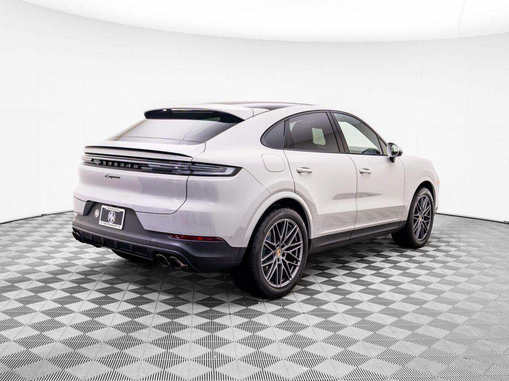 new 2025 Porsche Cayenne car