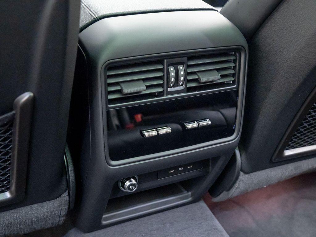new 2025 Porsche Cayenne car