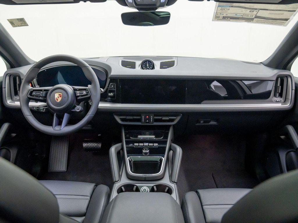 new 2025 Porsche Cayenne car