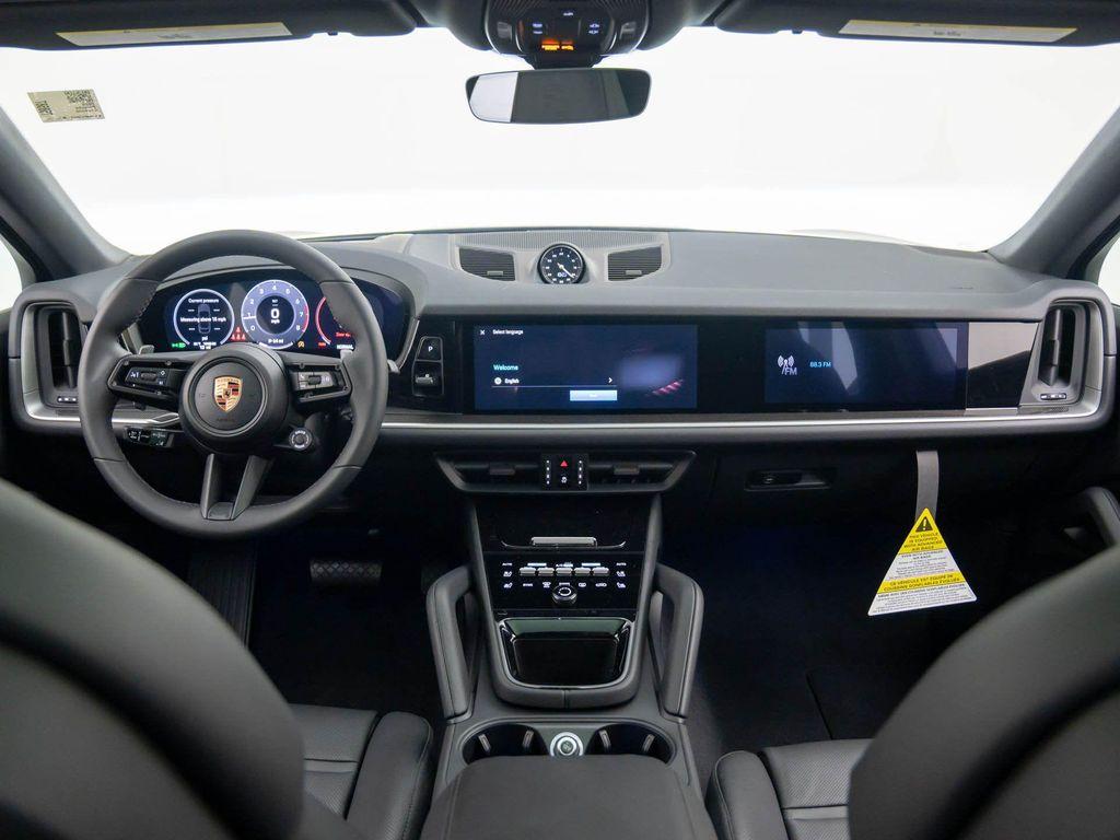 new 2025 Porsche Cayenne car, priced at $111,835