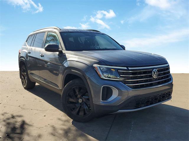 new 2024 Volkswagen Atlas car, priced at $45,888