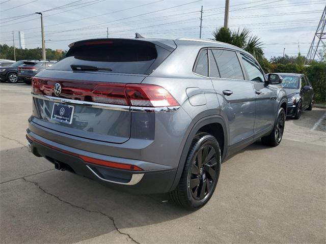 new 2025 Volkswagen Atlas Cross Sport car, priced at $45,511