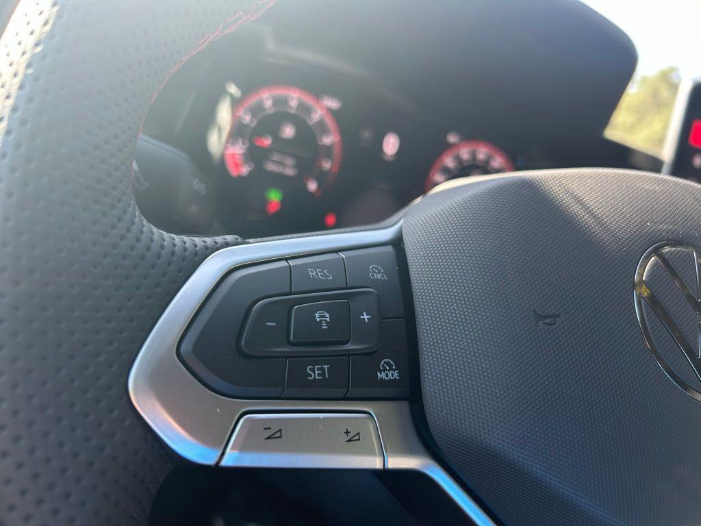 new 2025 Volkswagen Golf GTI car, priced at $39,532