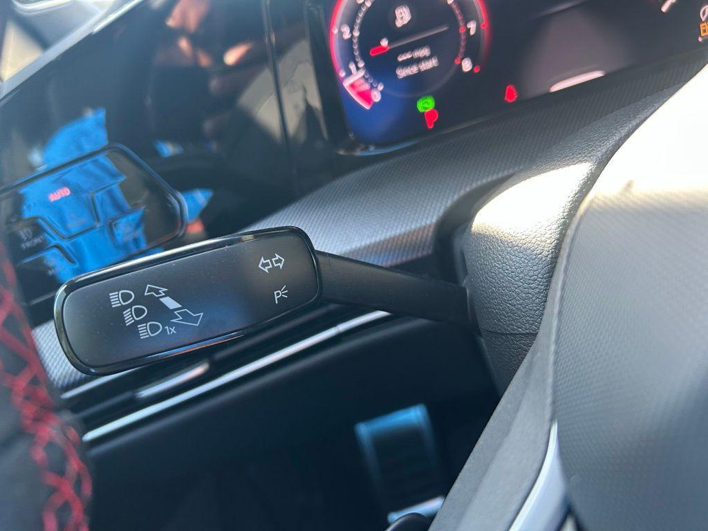 new 2025 Volkswagen Golf GTI car, priced at $39,532