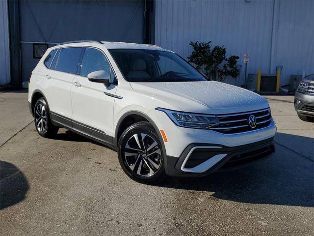 new 2024 Volkswagen Tiguan car, priced at $26,811