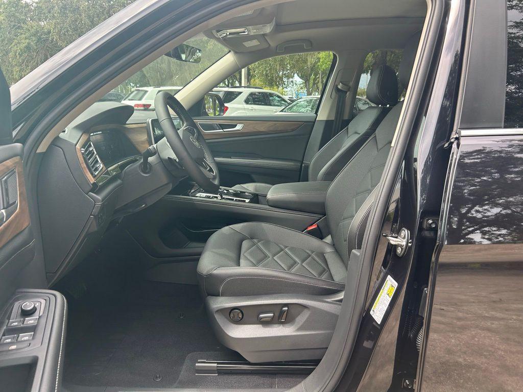 new 2026 Volkswagen Atlas car, priced at $45,505