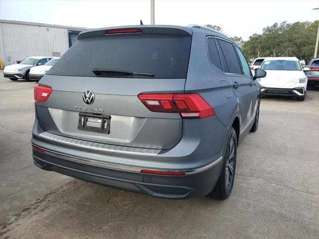 new 2024 Volkswagen Tiguan car, priced at $32,896