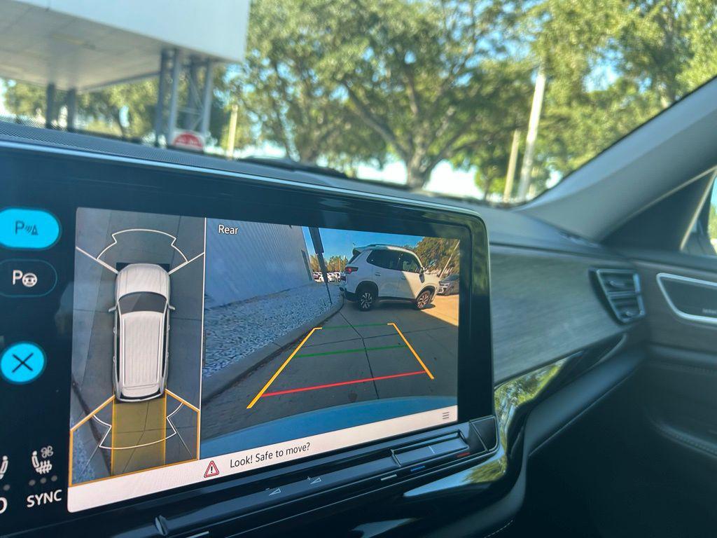 new 2026 Volkswagen Atlas car, priced at $55,309