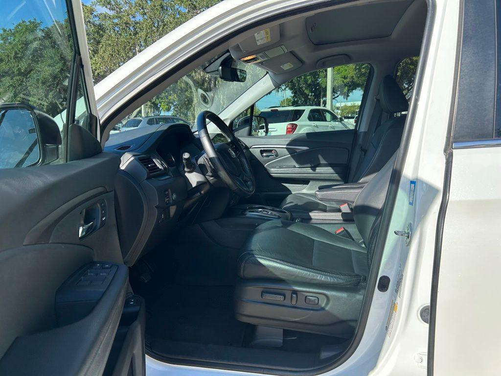 used 2021 Honda Pilot car, priced at $20,898