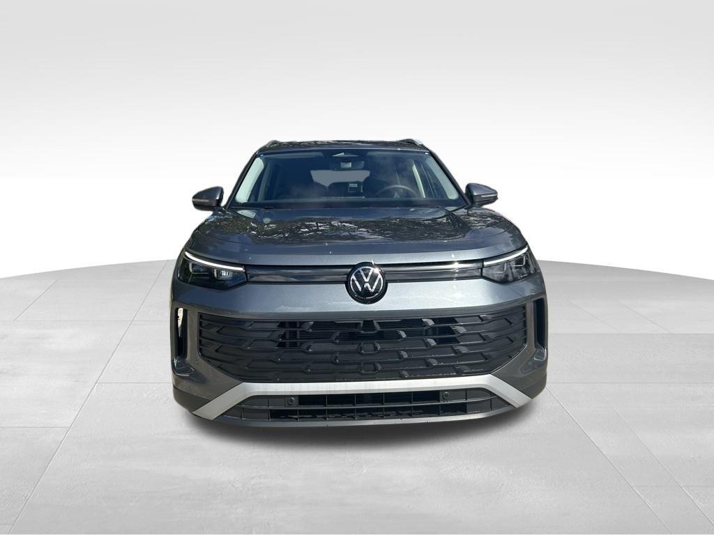 new 2025 Volkswagen Tiguan car, priced at $33,009