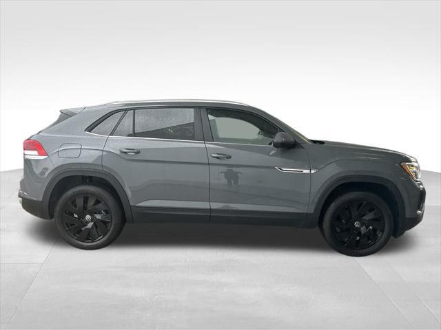 new 2025 Volkswagen Atlas Cross Sport car, priced at $41,996