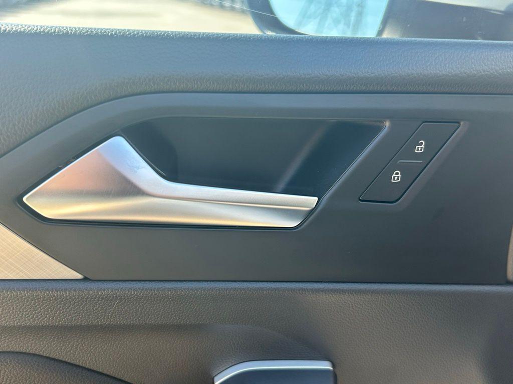 used 2023 Volkswagen Jetta car, priced at $19,604