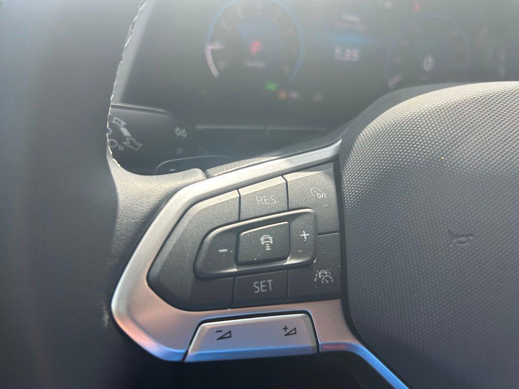 new 2026 Volkswagen Atlas Cross Sport car, priced at $43,863