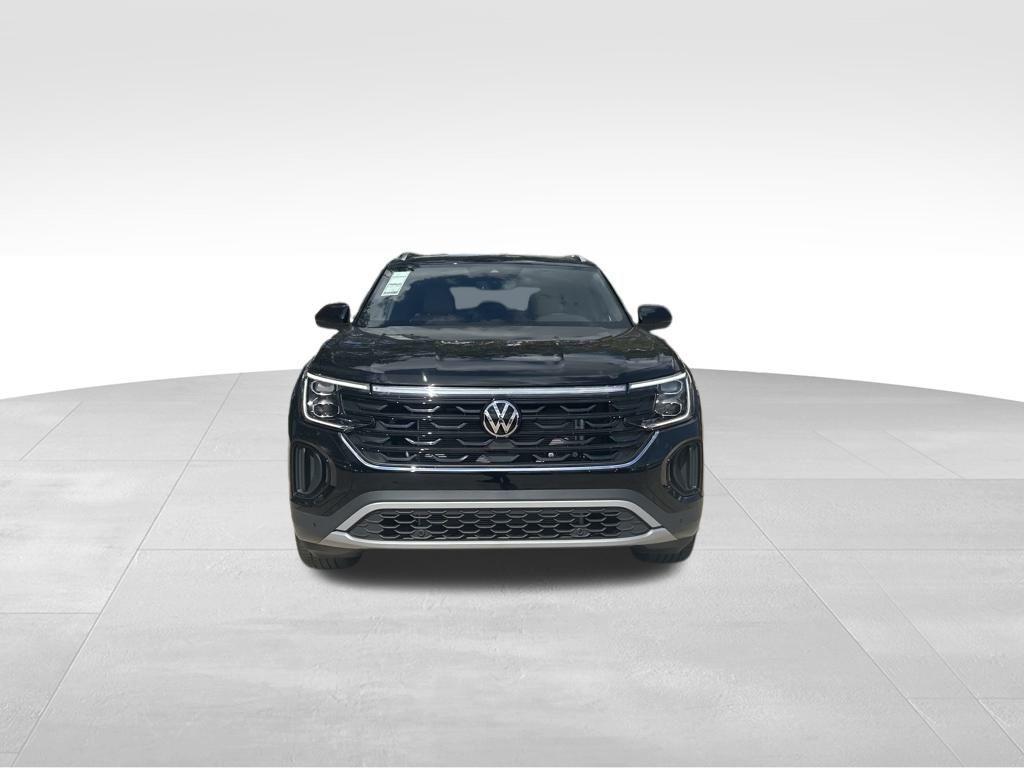 new 2026 Volkswagen Atlas Cross Sport car, priced at $43,863