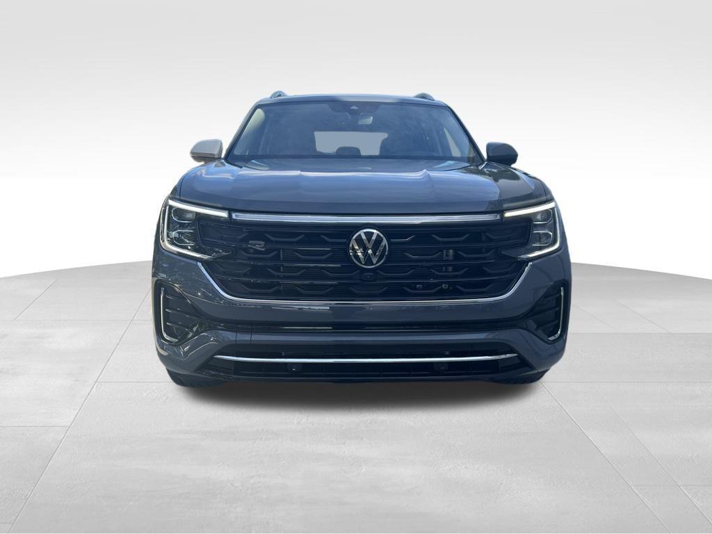 new 2026 Volkswagen Atlas car, priced at $53,135
