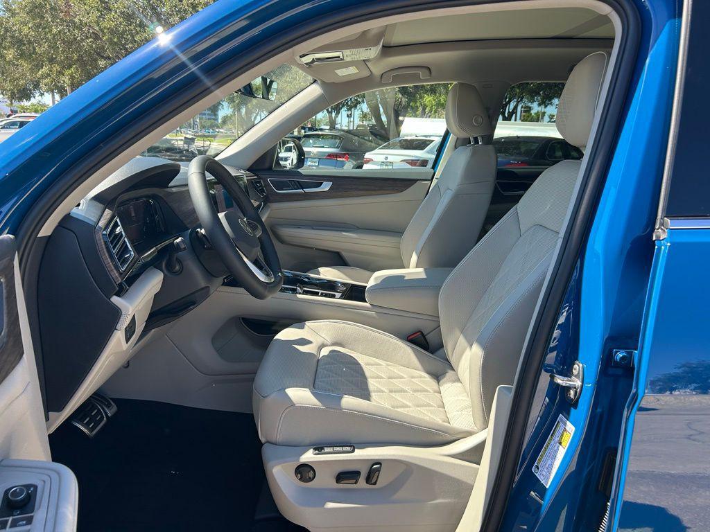 new 2026 Volkswagen Atlas car, priced at $52,182