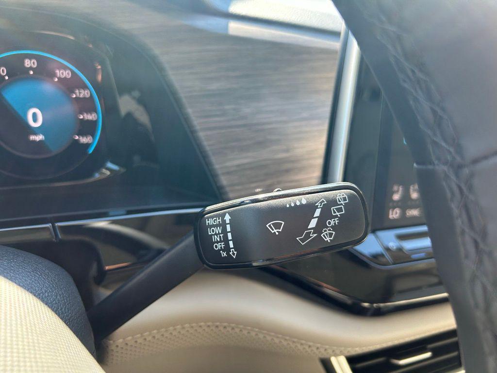 new 2026 Volkswagen Atlas car, priced at $52,182