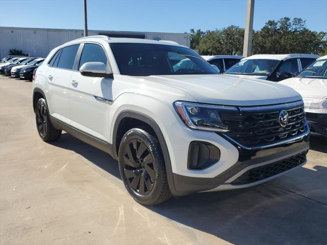 new 2025 Volkswagen Atlas Cross Sport car, priced at $41,511