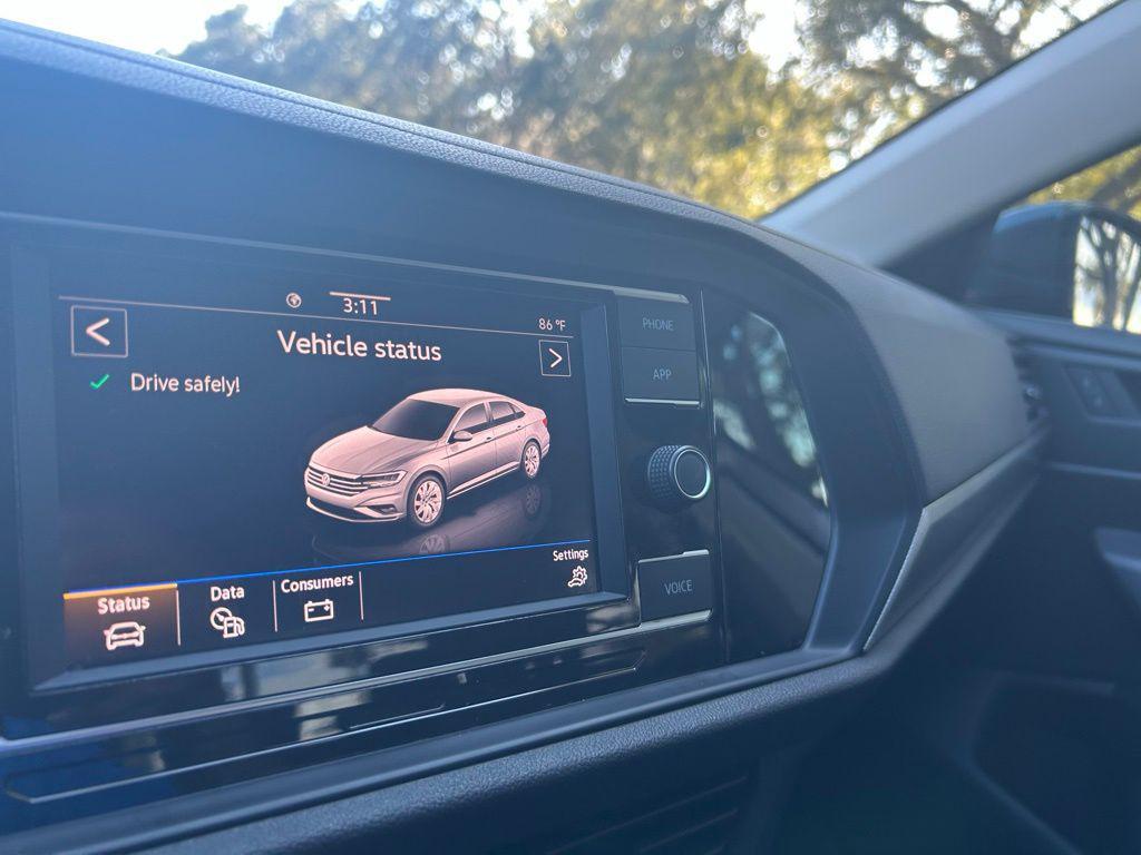 used 2021 Volkswagen Jetta car, priced at $15,885