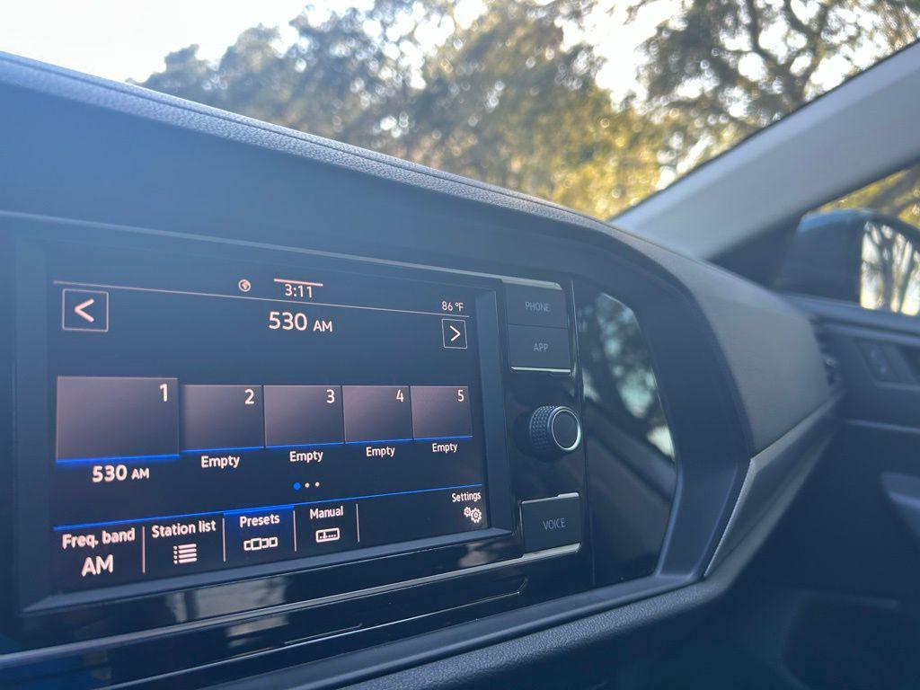 used 2021 Volkswagen Jetta car, priced at $15,885