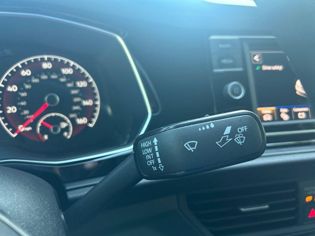 used 2021 Volkswagen Jetta car, priced at $15,885