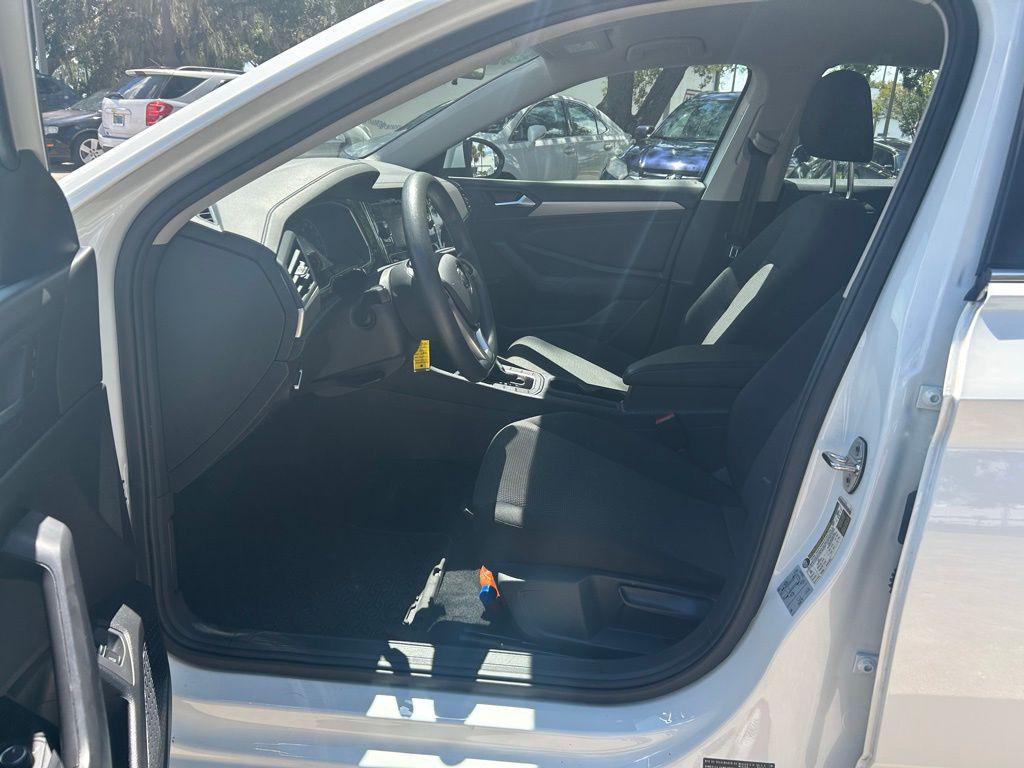 used 2021 Volkswagen Jetta car, priced at $15,678