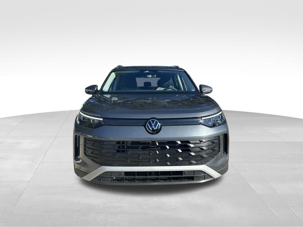 new 2025 Volkswagen Tiguan car, priced at $27,867