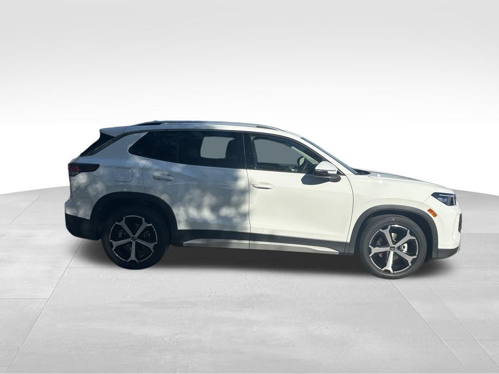 new 2026 Volkswagen Tiguan car, priced at $34,111