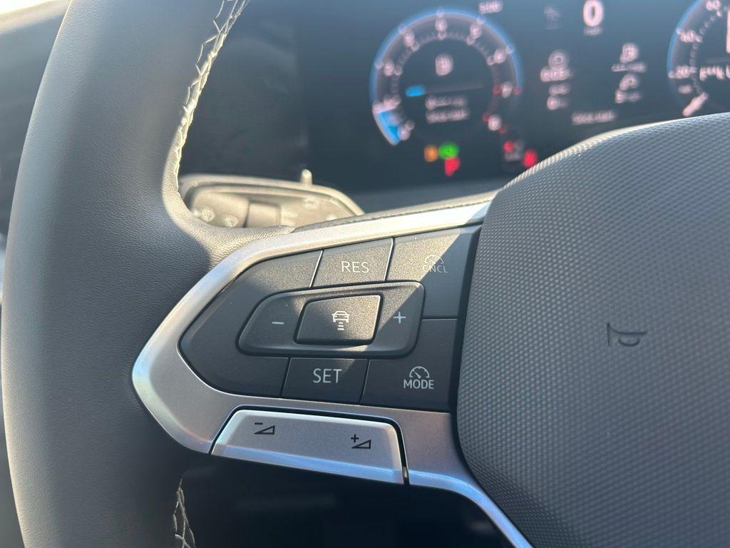 new 2026 Volkswagen Tiguan car, priced at $34,111