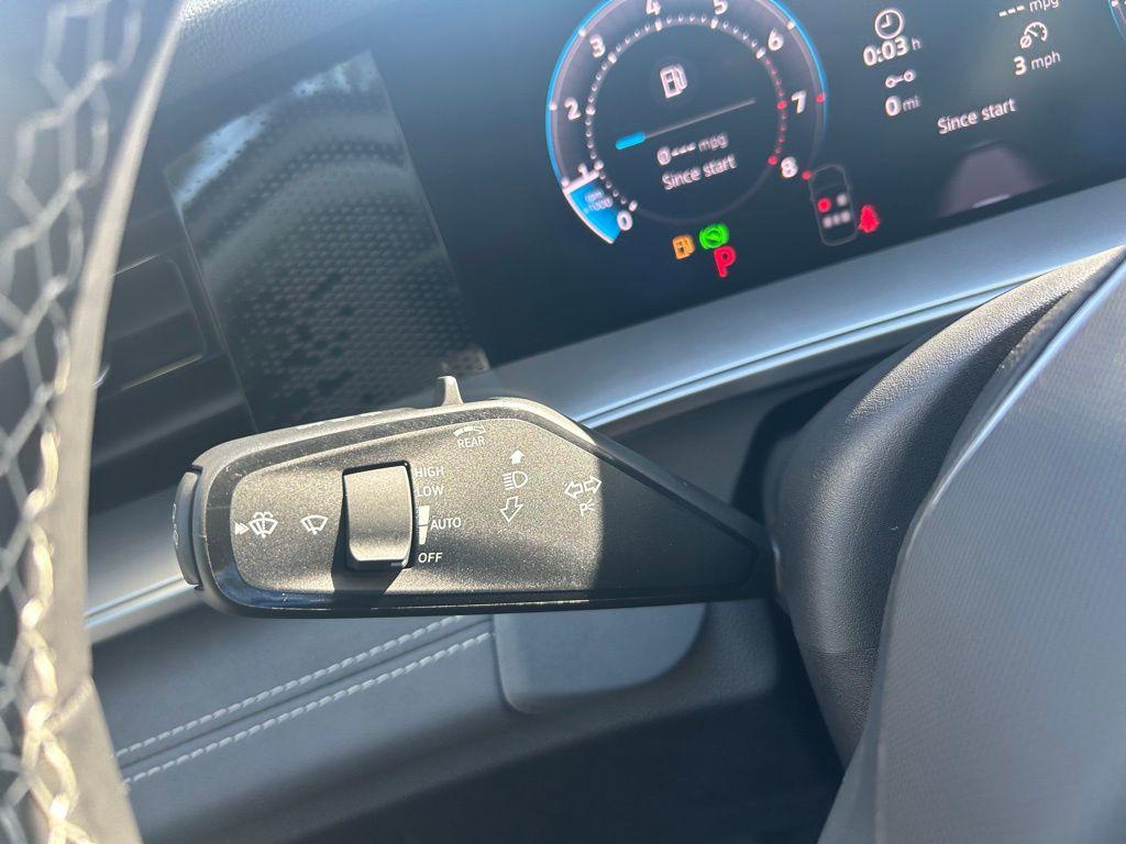 new 2026 Volkswagen Tiguan car, priced at $34,111