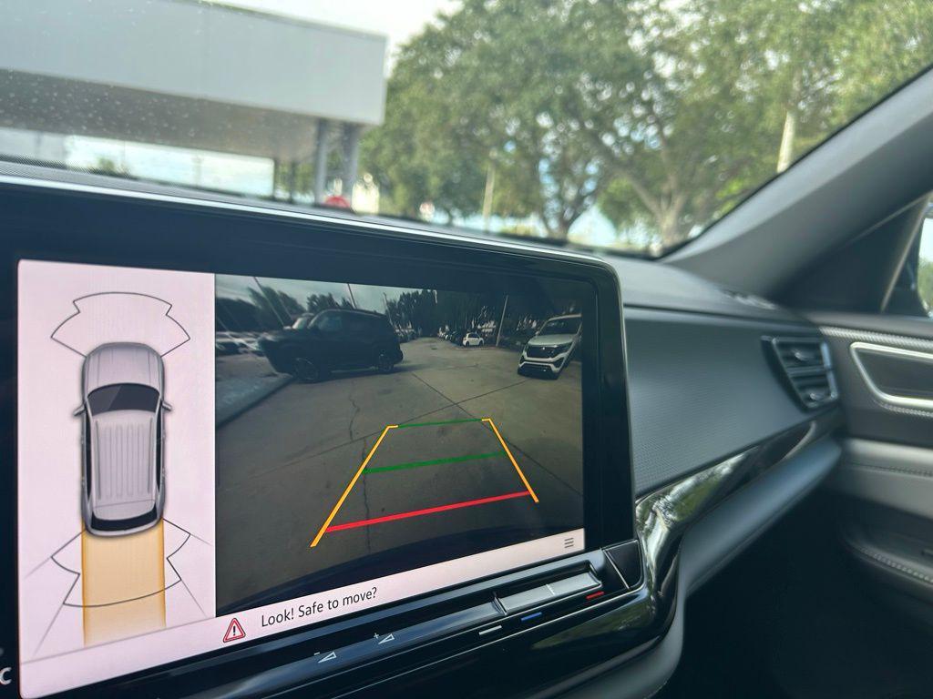 new 2026 Volkswagen Atlas Cross Sport car, priced at $50,636