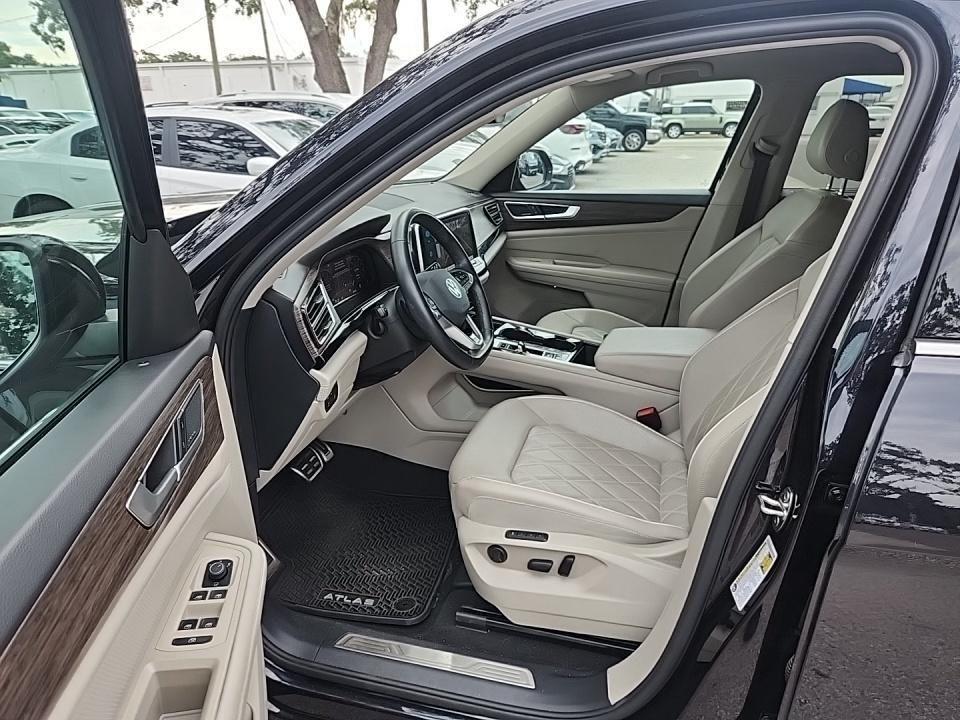 used 2024 Volkswagen Atlas car, priced at $40,998