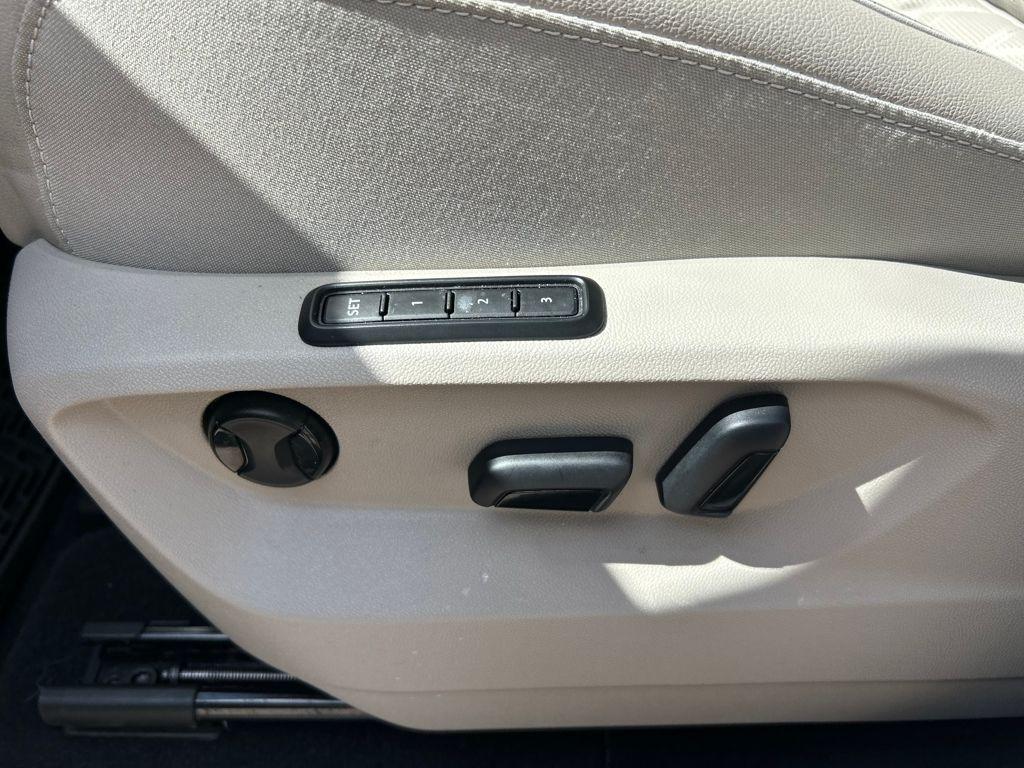 used 2024 Volkswagen Atlas car, priced at $39,991