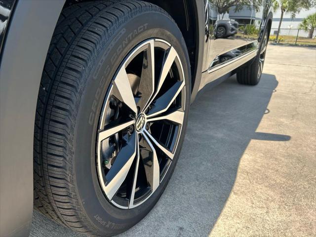 new 2025 Volkswagen Atlas car, priced at $51,546