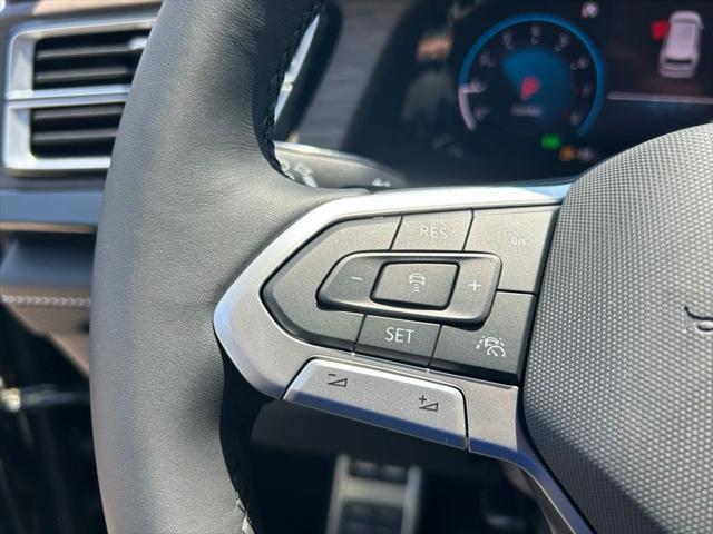 new 2025 Volkswagen Atlas car, priced at $51,546