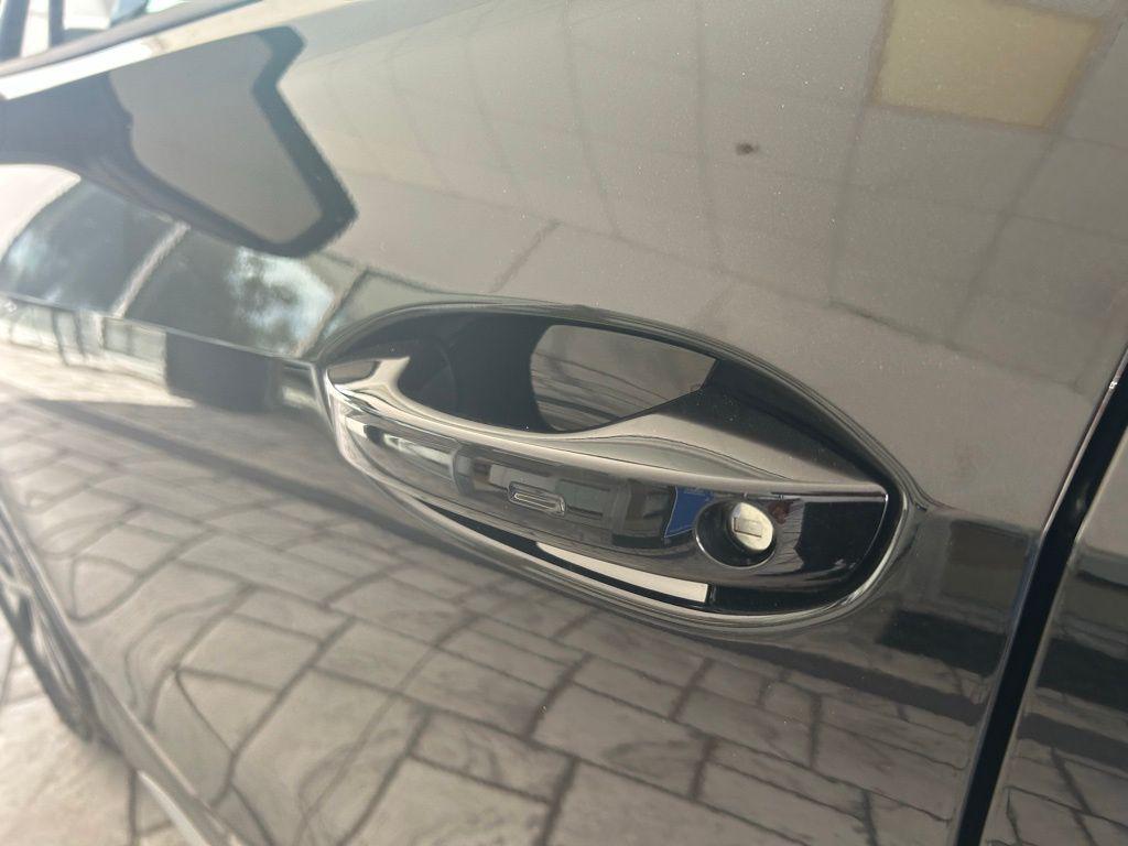 new 2025 Volkswagen Tiguan car, priced at $27,867