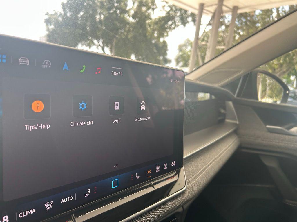 new 2025 Volkswagen Tiguan car, priced at $27,867