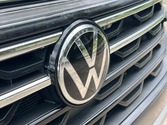 new 2025 Volkswagen Atlas car, priced at $45,324