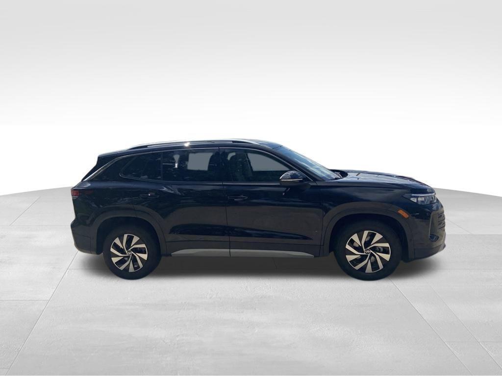 new 2025 Volkswagen Tiguan car, priced at $29,816