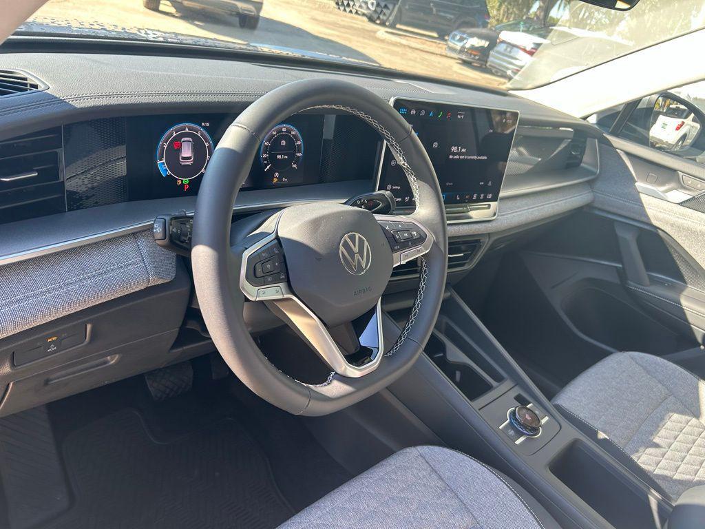 new 2025 Volkswagen Tiguan car, priced at $29,803