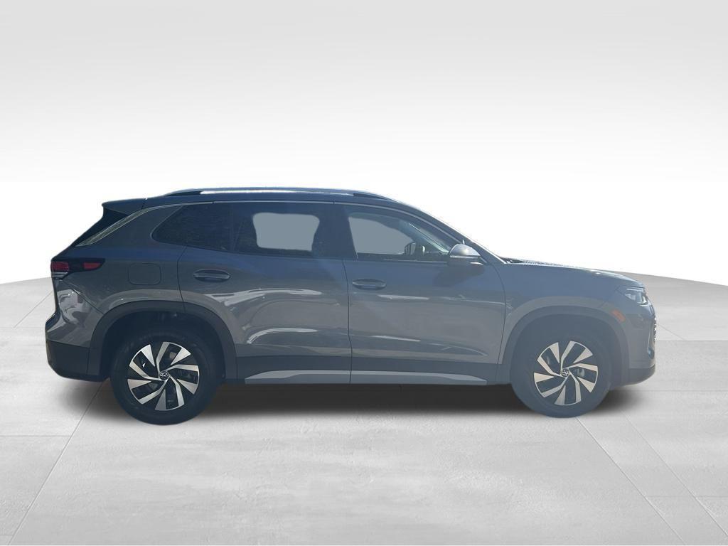 new 2025 Volkswagen Tiguan car, priced at $29,803