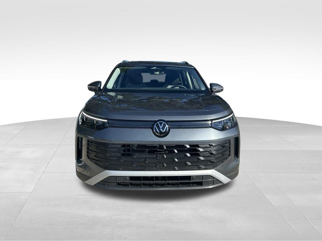 new 2025 Volkswagen Tiguan car, priced at $29,803