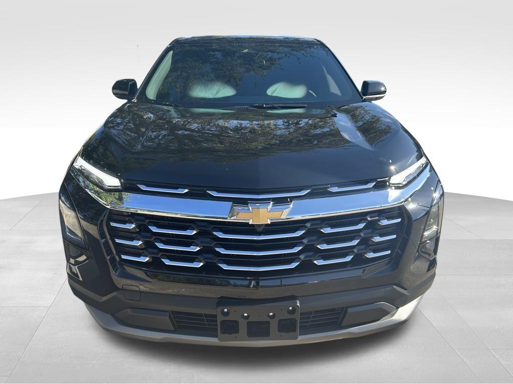 used 2025 Chevrolet Equinox car, priced at $26,209