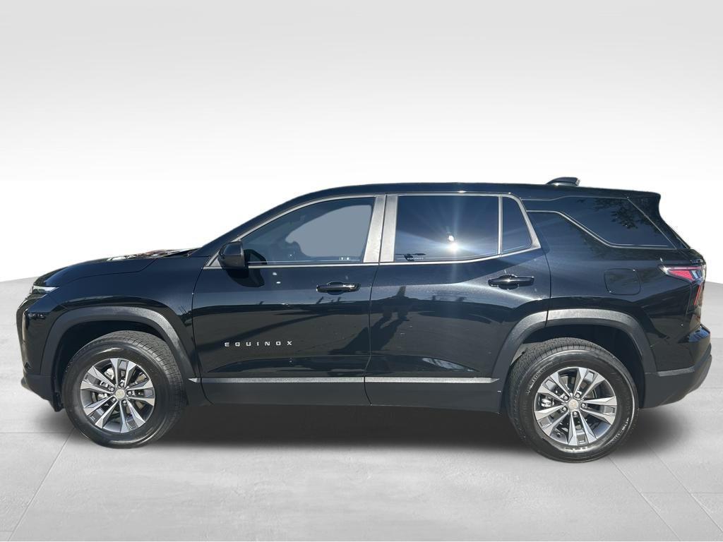 used 2025 Chevrolet Equinox car, priced at $26,209