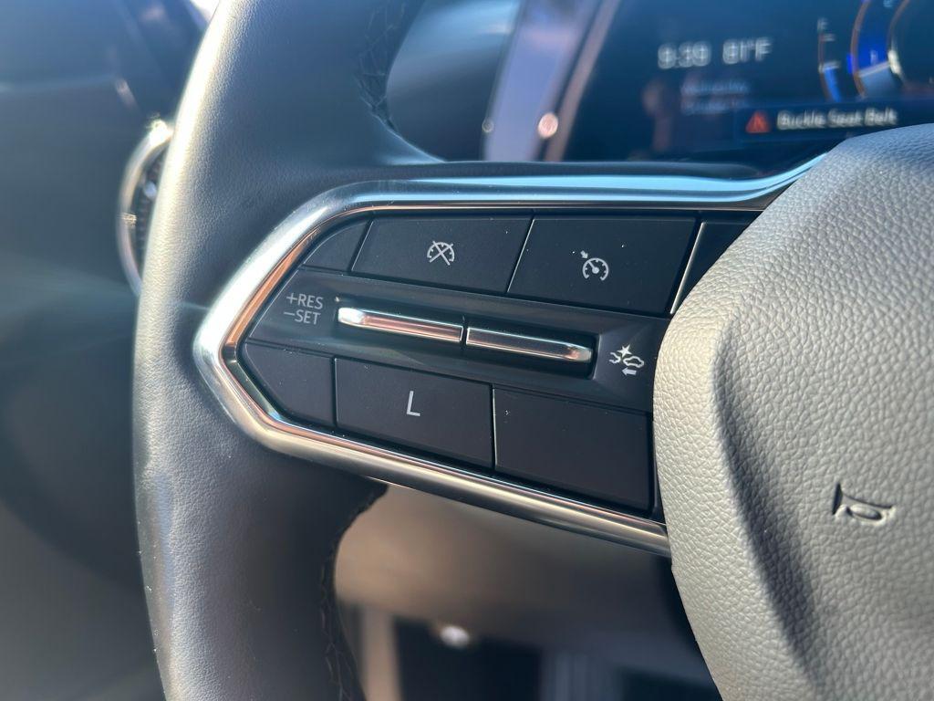 used 2025 Chevrolet Equinox car, priced at $26,209