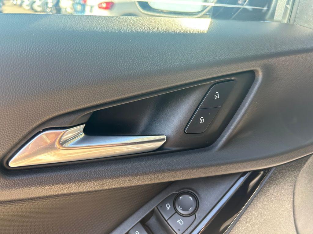 used 2025 Chevrolet Equinox car, priced at $26,209