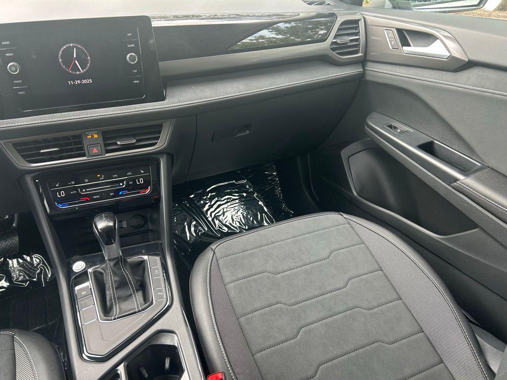 new 2026 Volkswagen Taos car, priced at $32,971