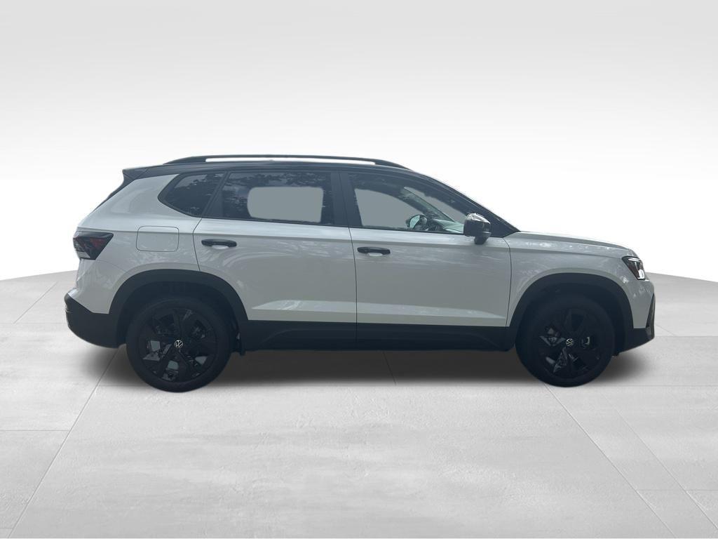 new 2026 Volkswagen Taos car, priced at $32,971